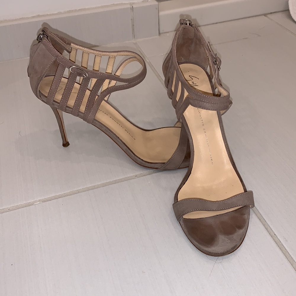 Giuseppe zanotti caged heel stone suede sandals 39.5